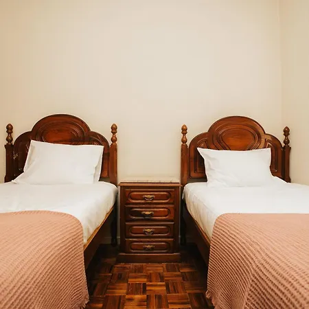 Quiet House By Quantique Vieira do Minho